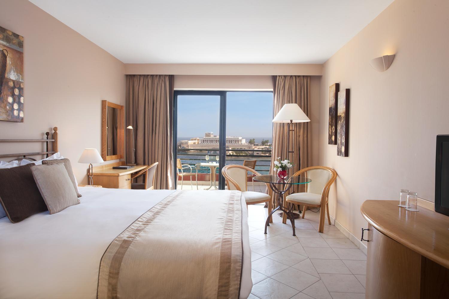 Verdi St George's Bay Marina 4* San Giuliano